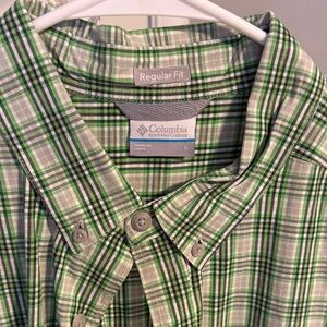 Columbia Men's Casual Green Checkered Shirt size Large